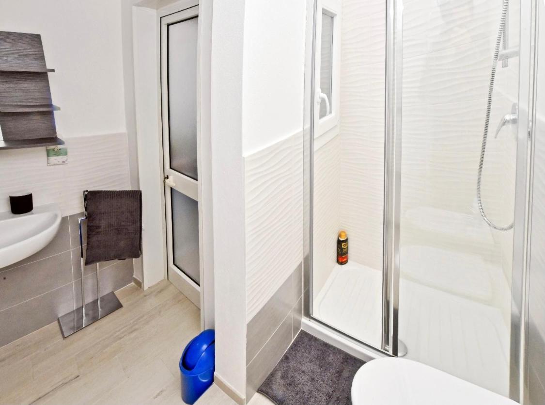 Borgo 98 Guest House Matrimoniale Con Bagno Privato Livorno Buitenkant foto